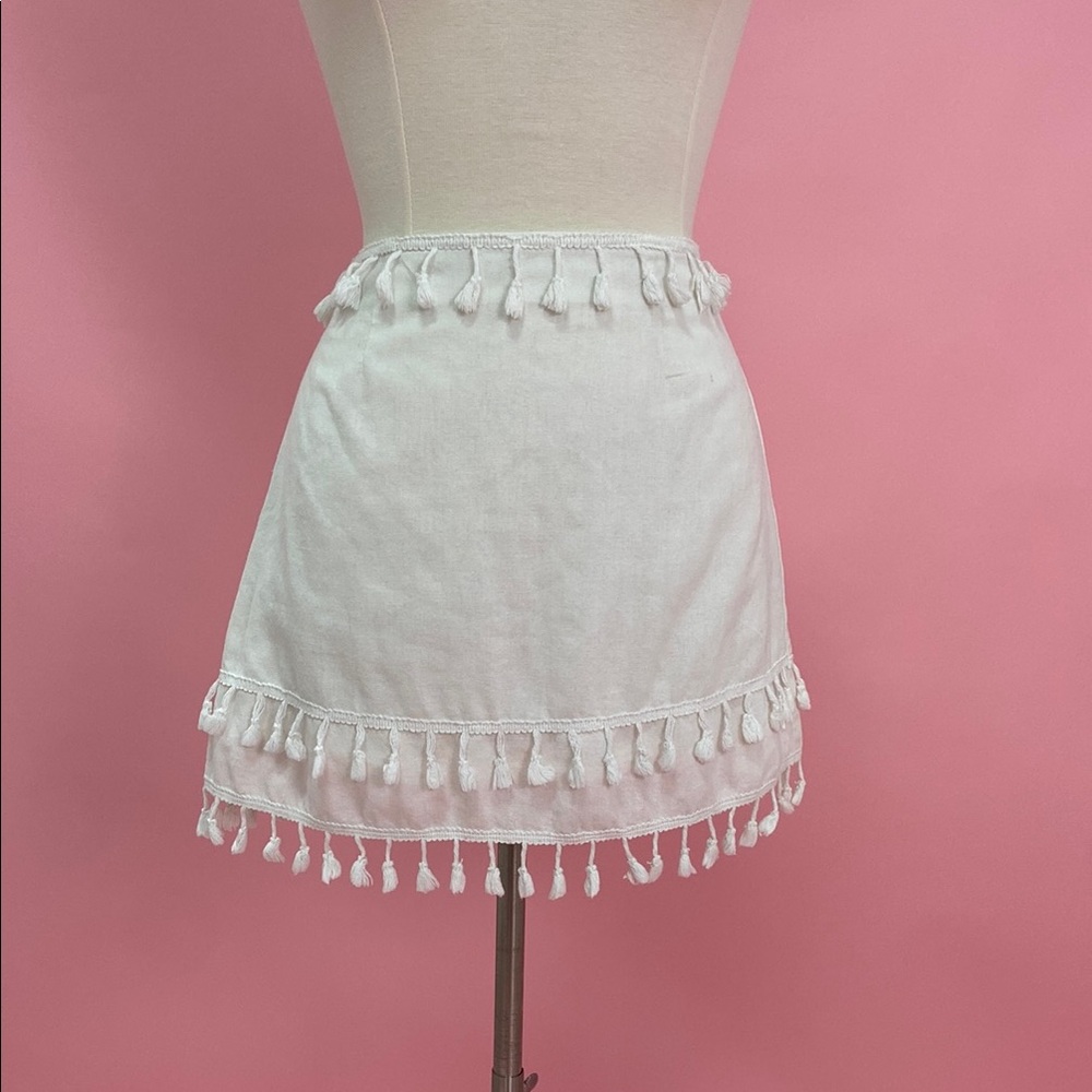 Forever 21 Cream Embellished Mini Skirt Resort Wear